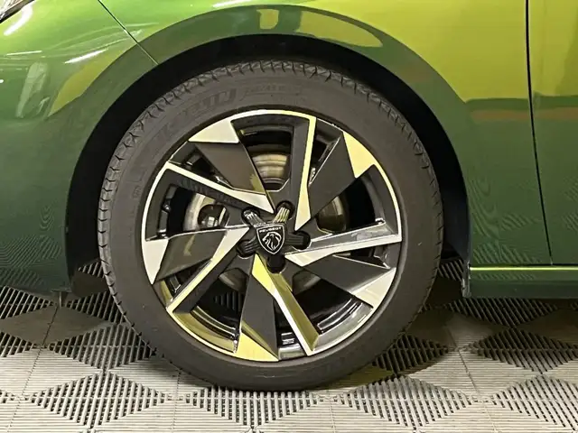 Peugeot 308 view 15