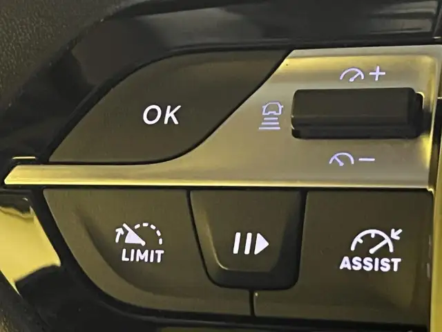 Peugeot 308 view 7