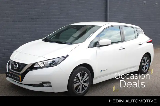 Nissan Leaf Acenta 40 kWh NL-Auto | Navigatie | Camera | Clima