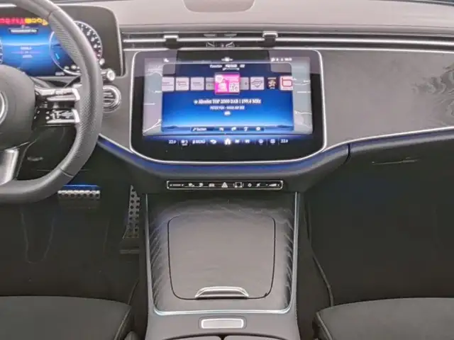 Mercedes-Benz E 300 de 4M T AMG-Line AHV Ansicht 5