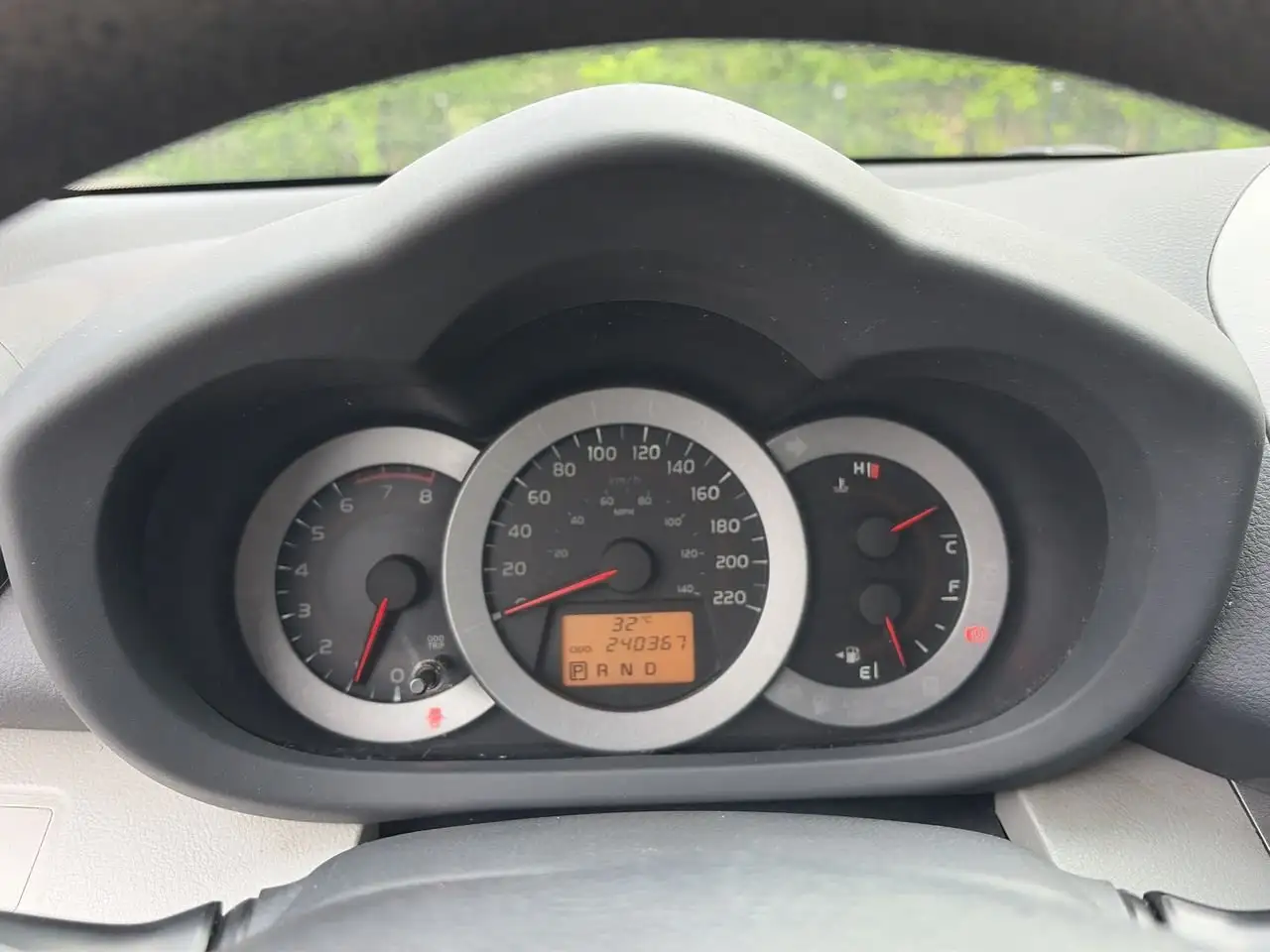 Toyota RAV 4 снимка Toyota RAV 4