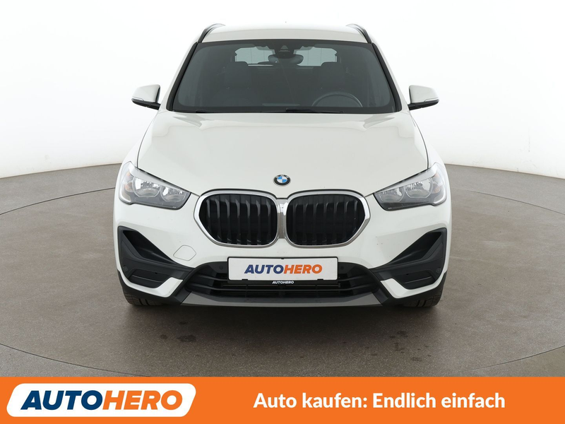 BMW X1 sDrive 18i Advantage Aut.*NAVI*TEMPO*PDC*SHZ* — photo 9