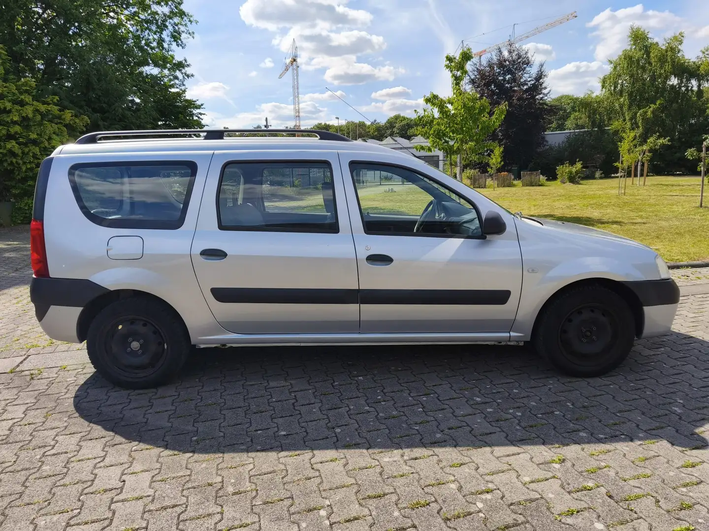 Dacia Logan Logan MCV 1.6 16V Laureate - 2