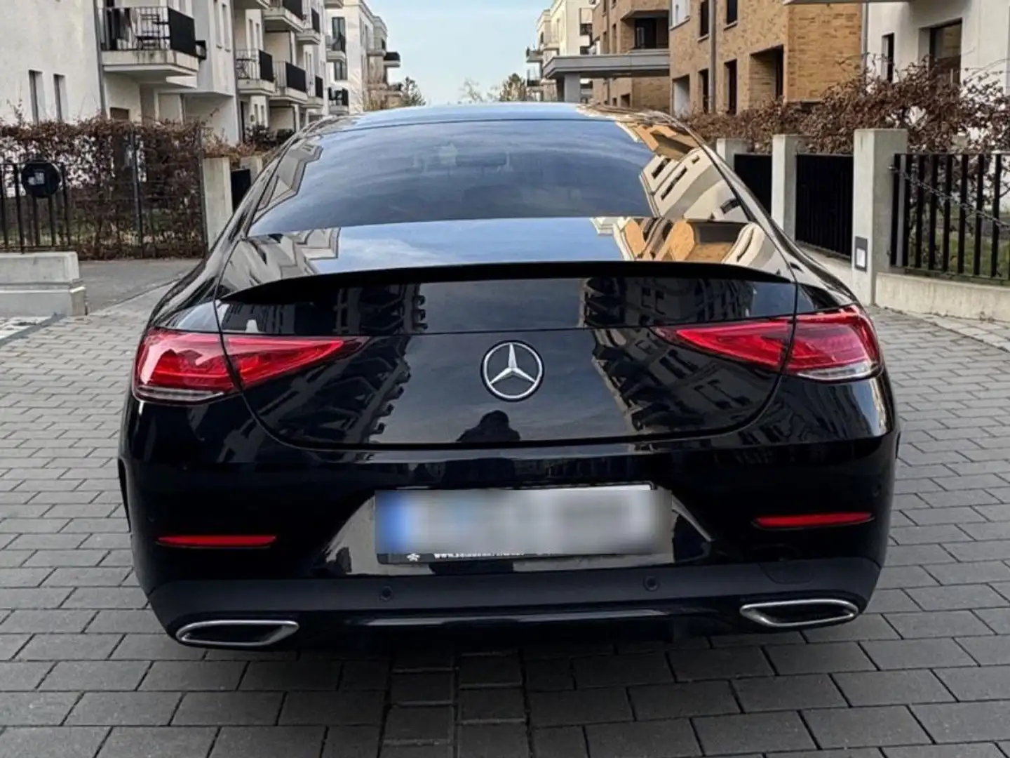 Mercedes-Benz CLS 300 Negro - 2