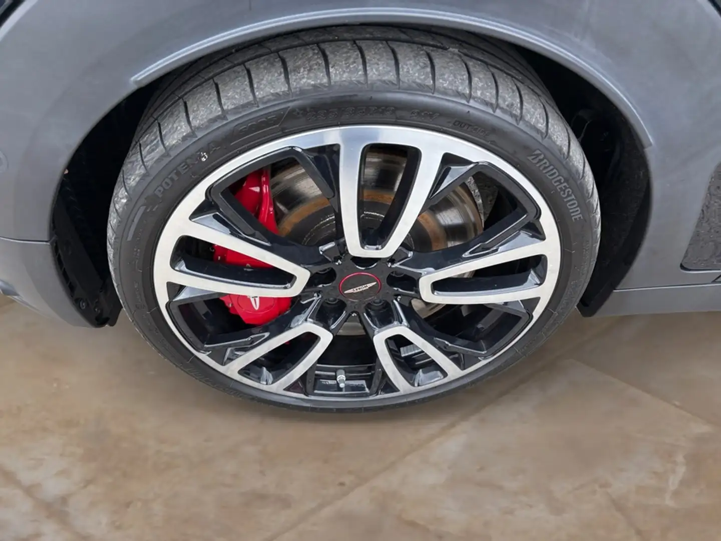 MINI Cooper Clubman JCW ALL4 + 2Jahre-NEXT-GARANTIE Schwarz - 2