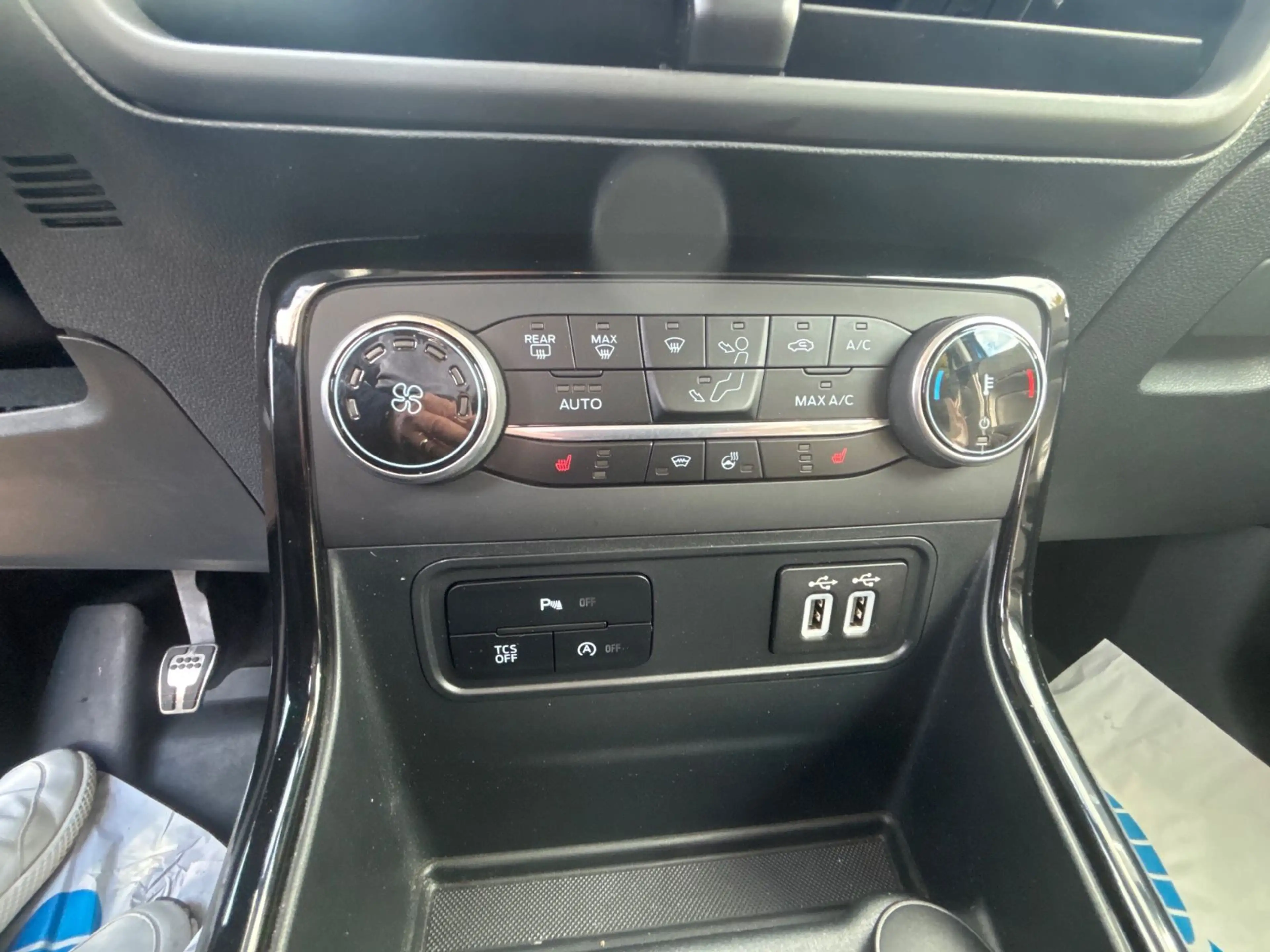 Ford EcoSport ST-Line ** 1 HAND + 43400 KM * — photo 13