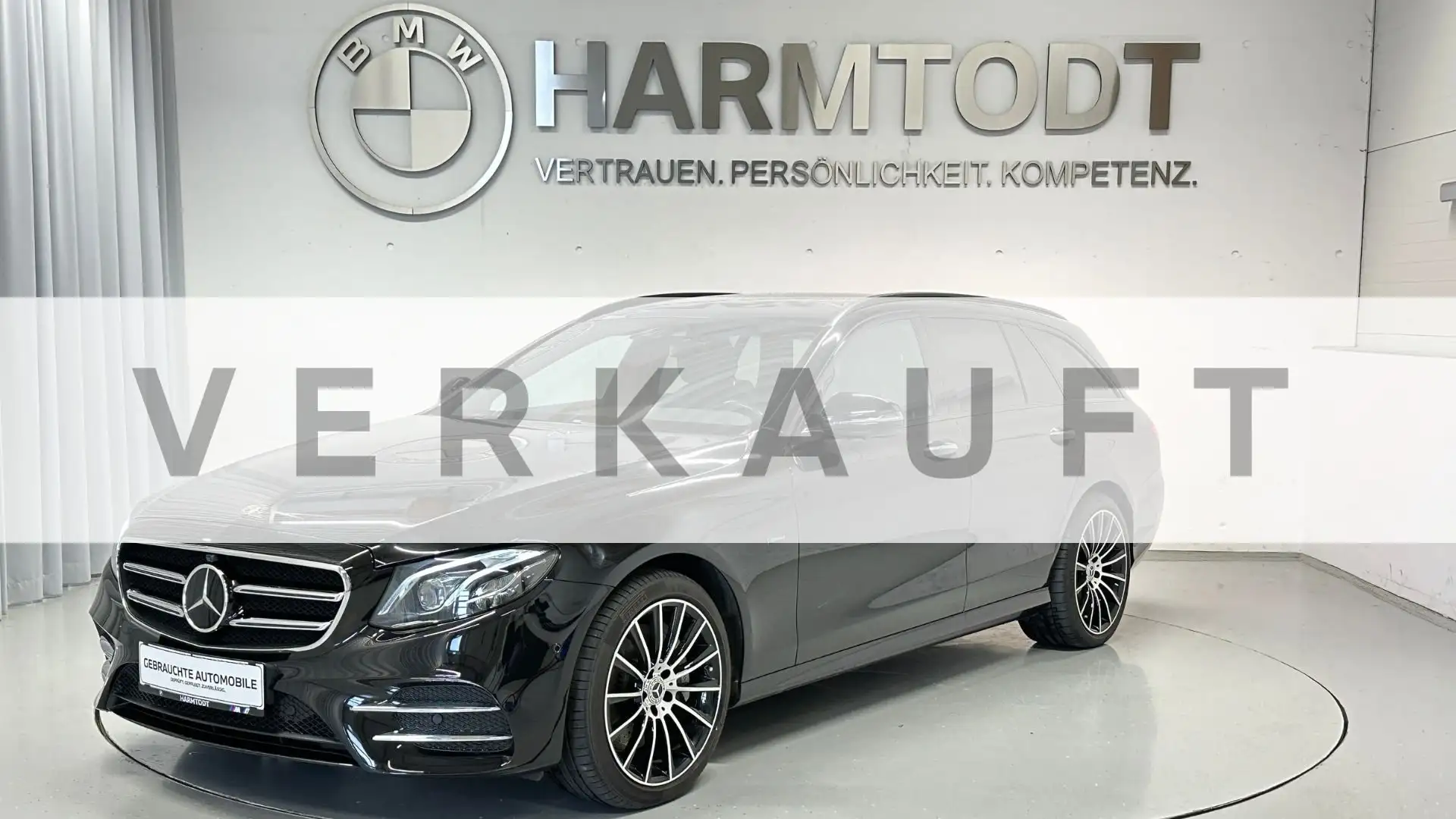 Mercedes-Benz E 300 E 300de T-Modell Schwarz - 1