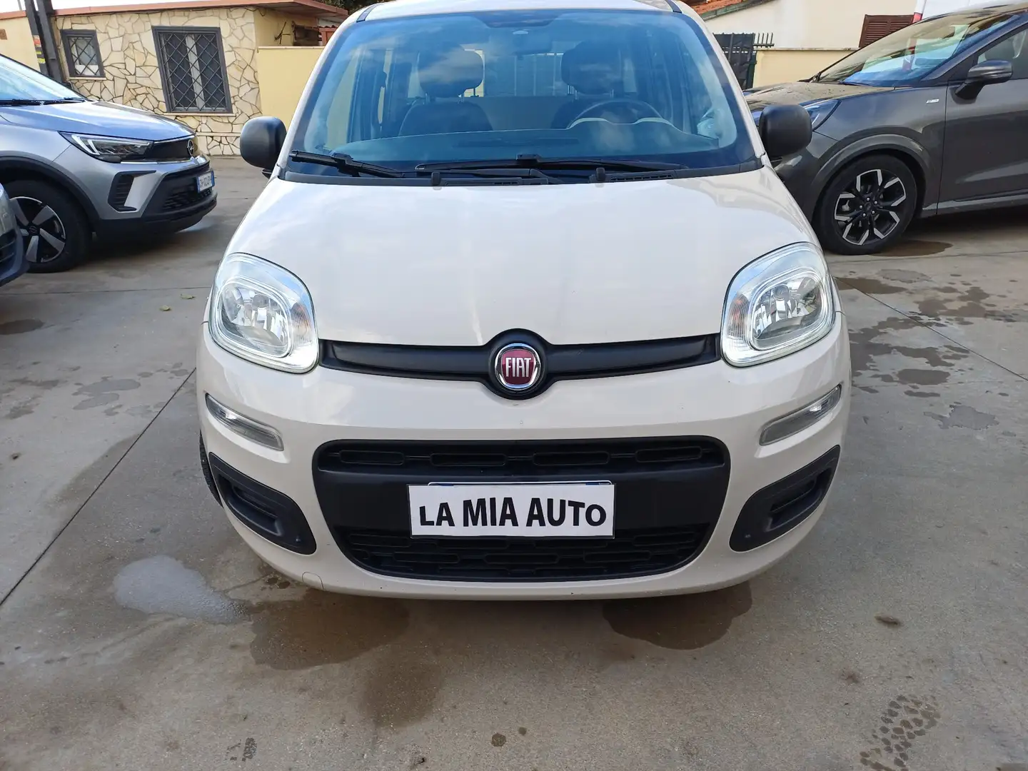 Fiat Panda Panda 1.2 Lounge 69cv Beige - 1