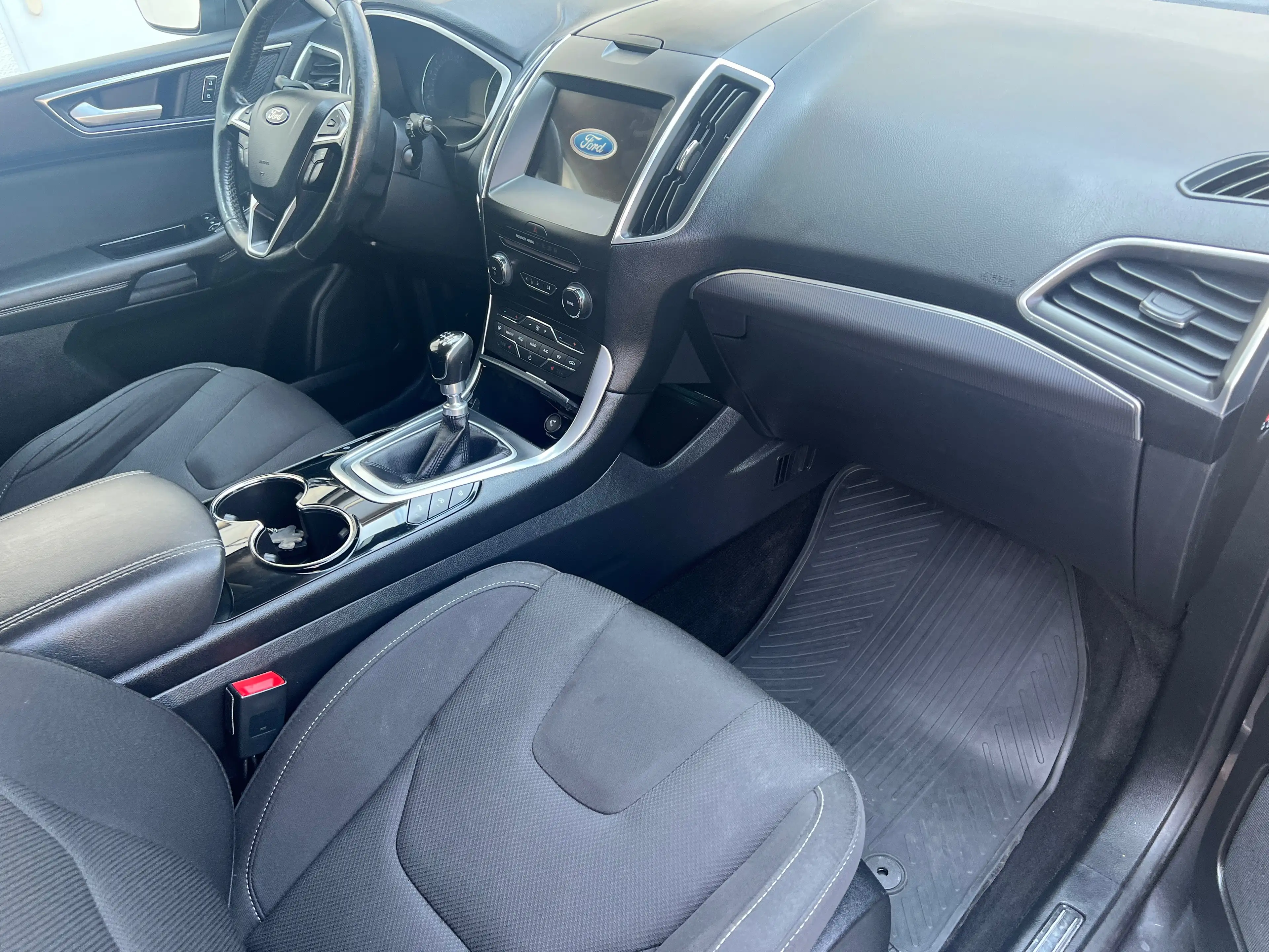Ford S-Max Titanium 7 Sitzer — photo 10