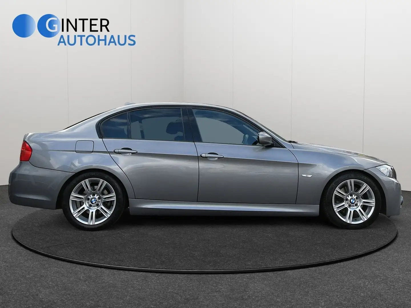 BMW 320 d M / Sport-Paket*aus 1.Hand*Top Zustand* Gris - 2