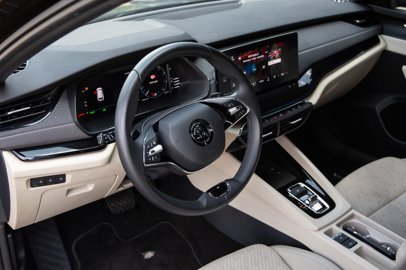 Skoda Octavia Combi 1.4 TSI iV PHEV Style , Memory, Carplay, Sto — photo 4
