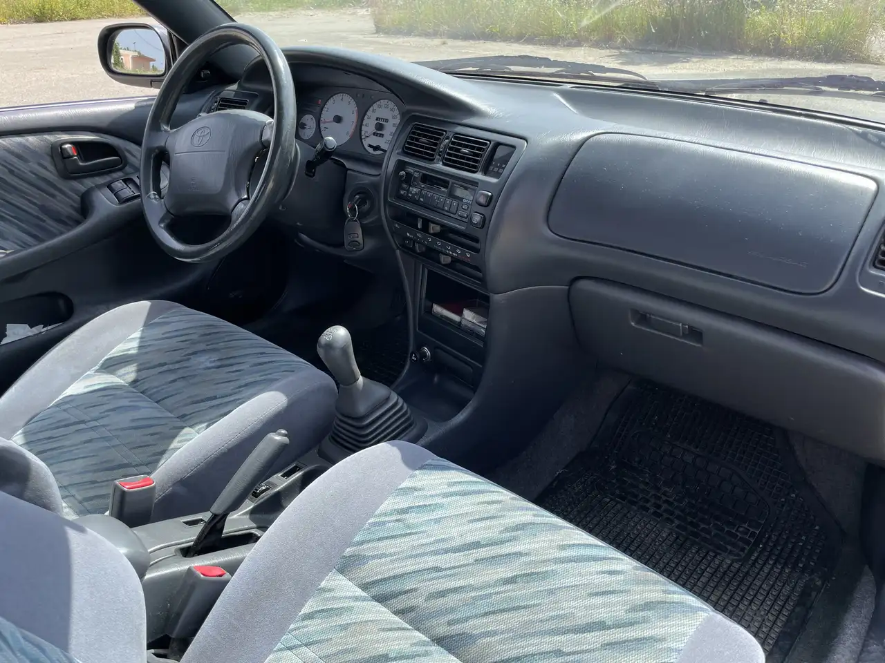 Toyota Corolla 1.3 XLi, foto 8