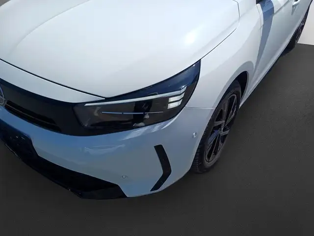Opel Corsa view 9