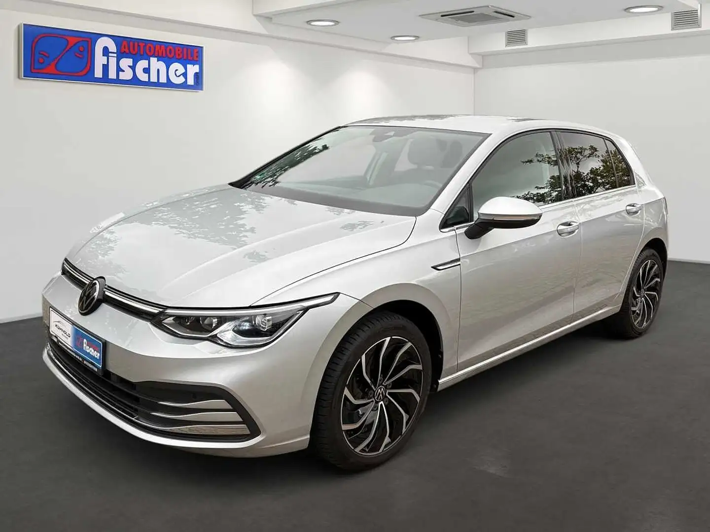Volkswagen Golf VIII 1.5 eTSI MildhybridStyle Grantie Navi PDC RFK Silber - 1