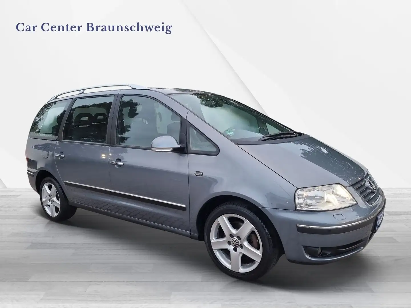 Volkswagen Sharan 2.0TDI Exclusive Edition+Sport+Xenon+Navi Gris - 2
