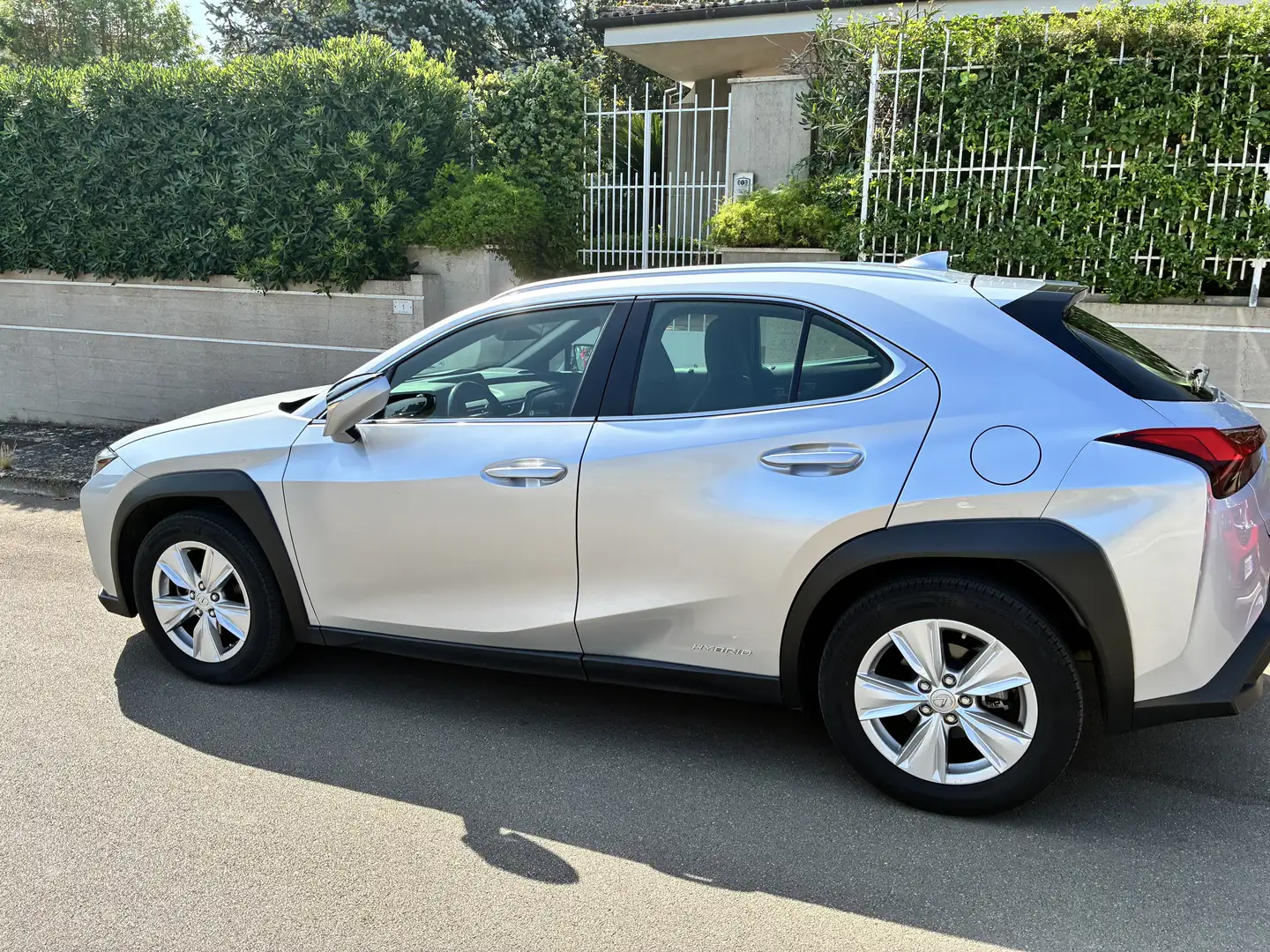 Lexus UX 250h executive - 2