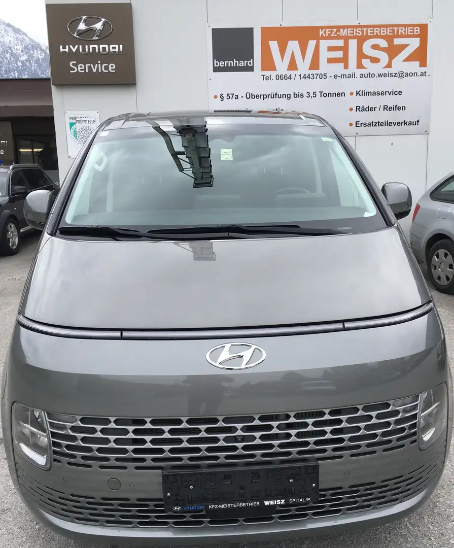 Hyundai STARIA Bus 2,2 CRDi Trend Line 4WD DCT Aut. Beige - 2