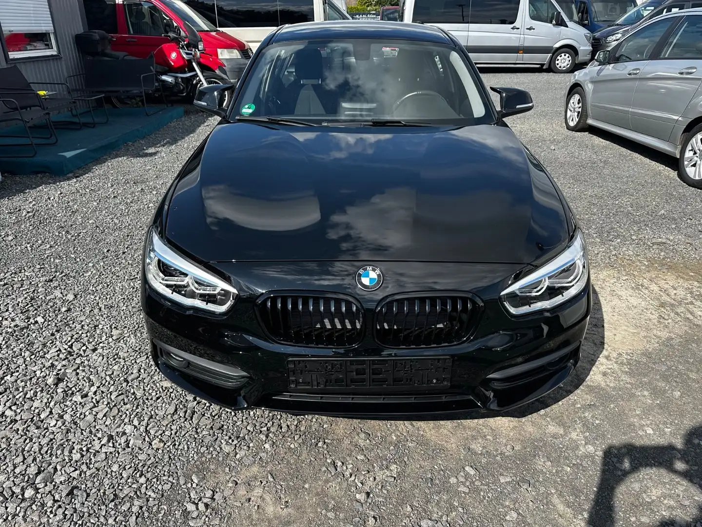 BMW 120 Baureihe 1 Lim. 5-trg. 120 i Advantage Noir - 2