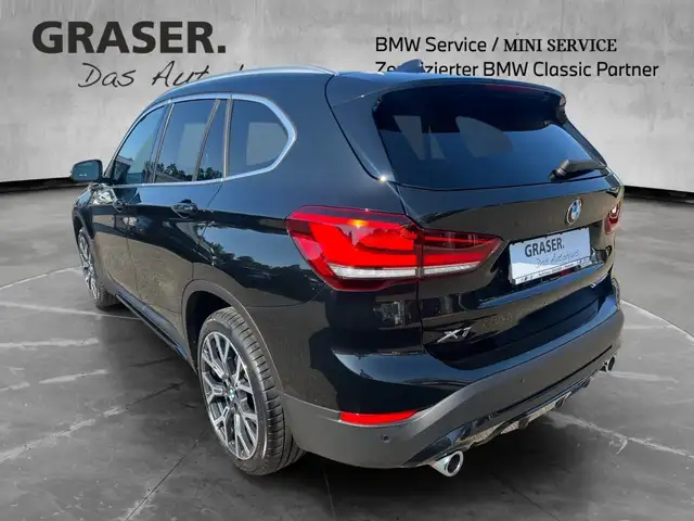 BMW X1 view 4