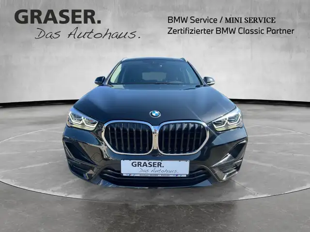 BMW X1 view 10