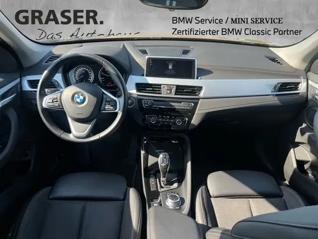 BMW X1 view 5