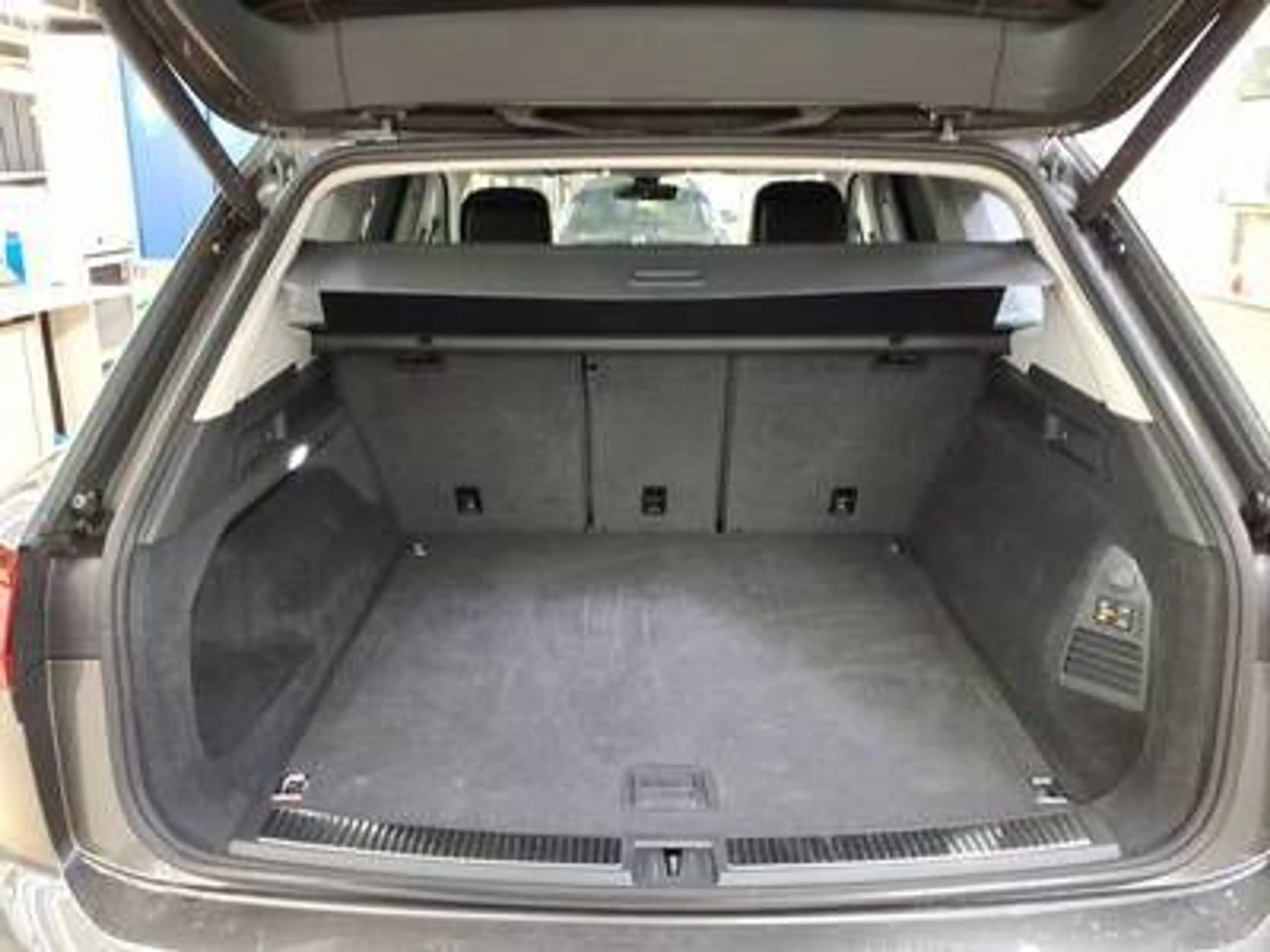 Volkswagen Touareg ELEGANCE 3.0TDI 231PS NP.93T ACC.AHK.KAMERA.NAVI.L — photo 7