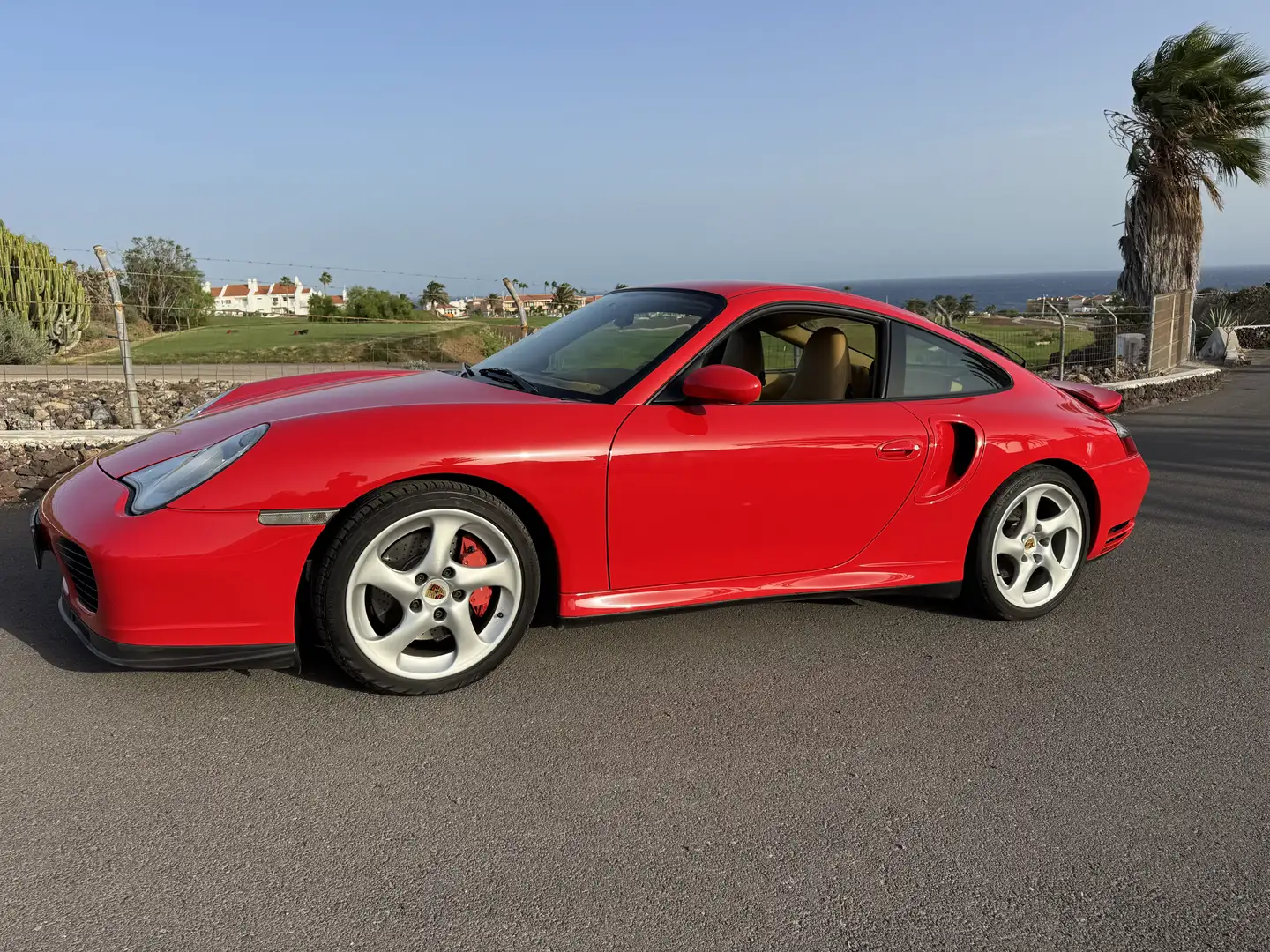Porsche 996 Turbo - 1