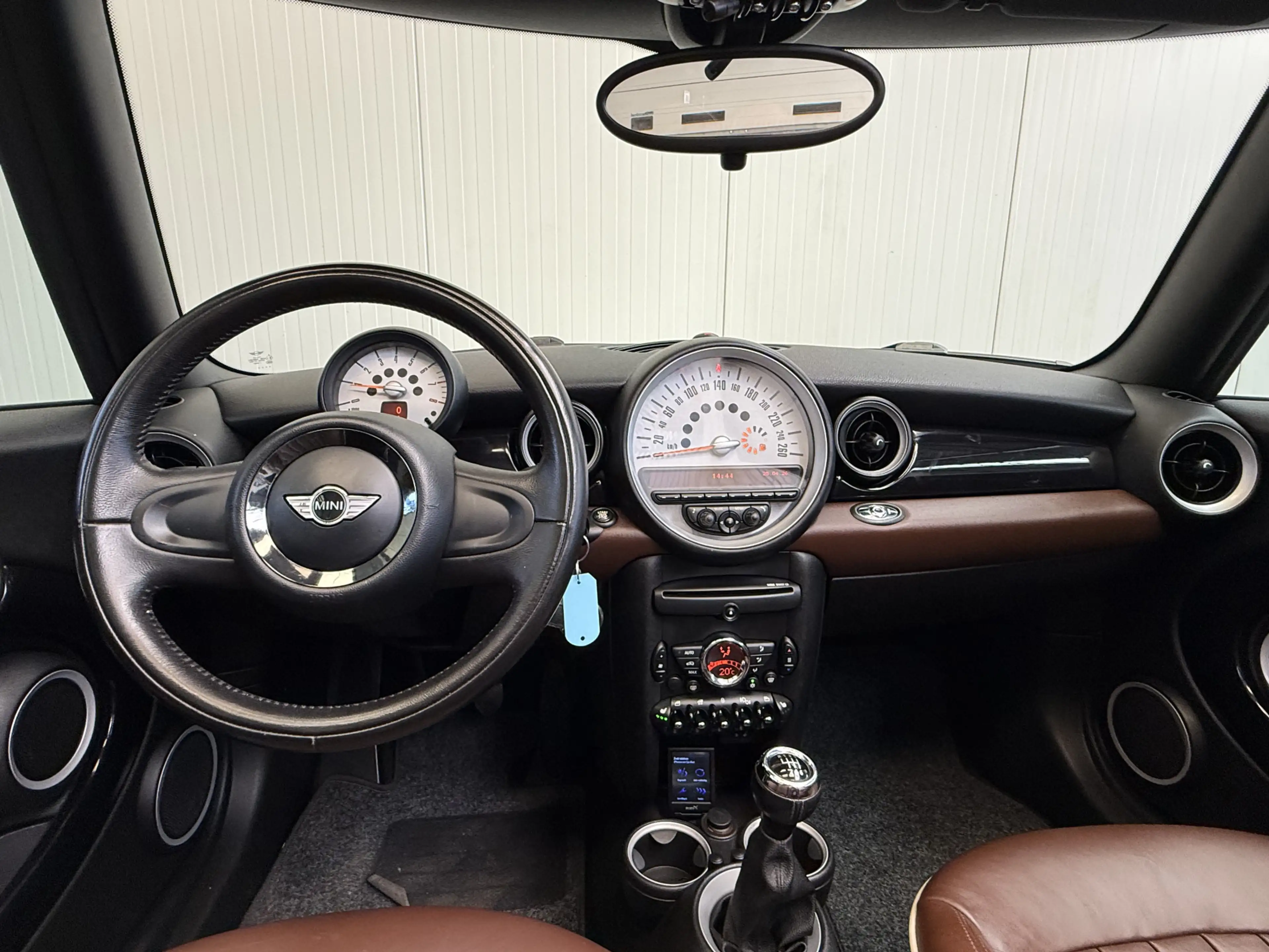 MINI One Cabrio Mini 1.6 Chili LEDER-AIRCO/ECC-LMV-PDC — photo 5
