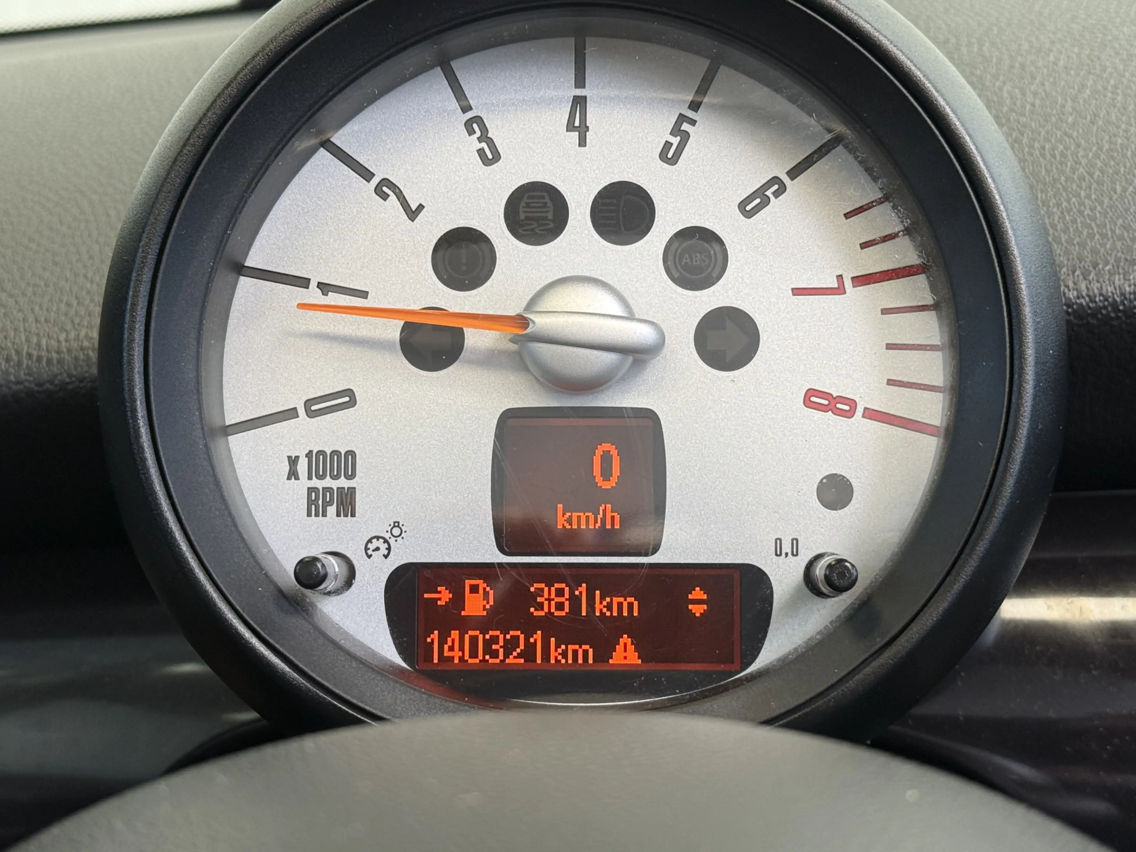 MINI One Cabrio Mini 1.6 Chili LEDER-AIRCO/ECC-LMV-PDC — photo 7