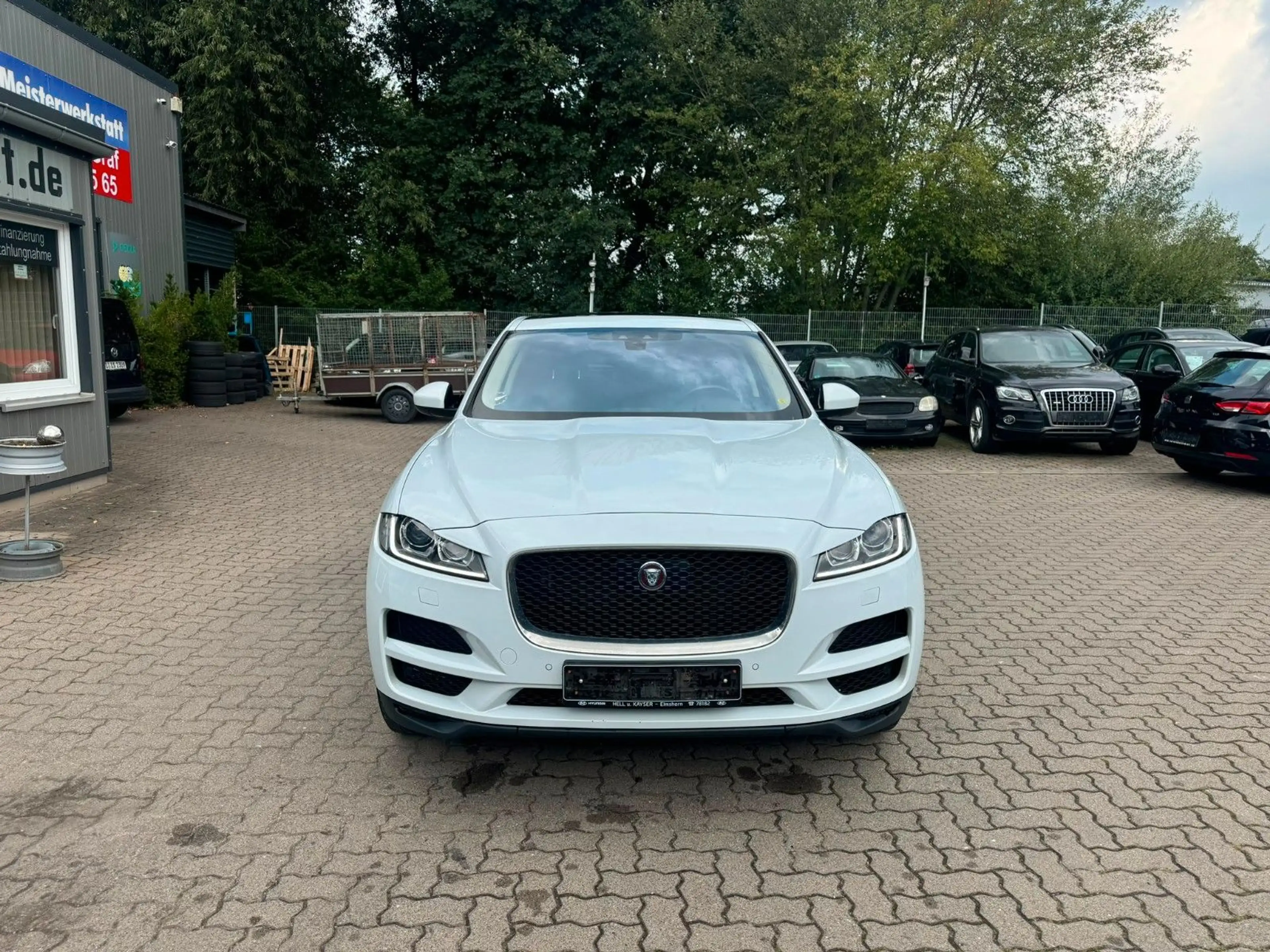 Jaguar F-Pace F-PACE AUTOM°PANO°LED°KAMERA°ACC°HEAD-UP°AHK! — photo 2