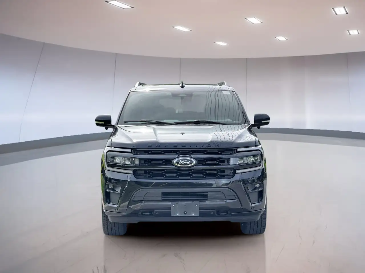 Ford Expedition снимка Ford Expedition