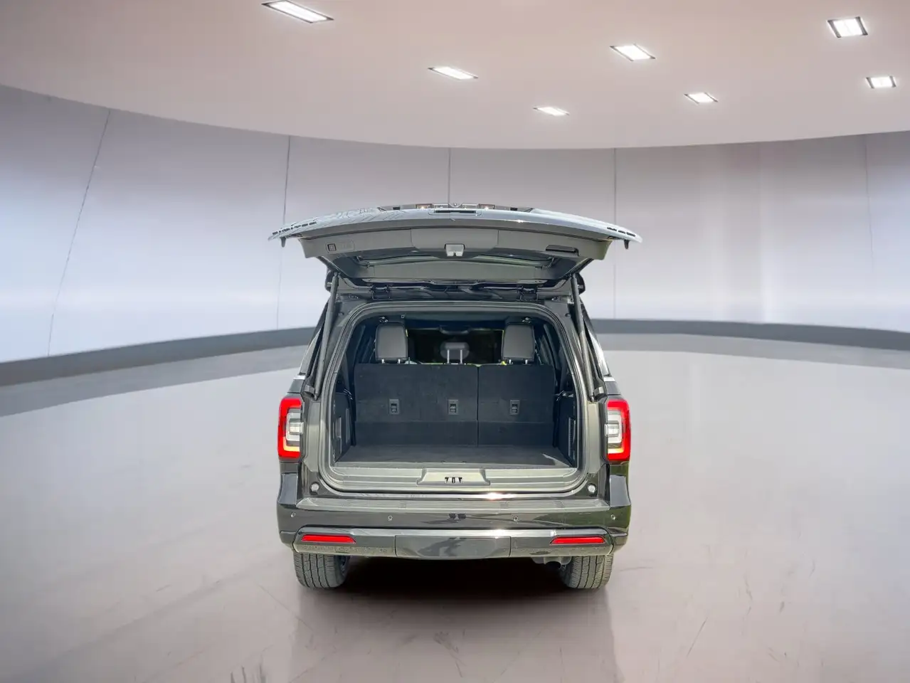 Ford Expedition снимка Ford Expedition