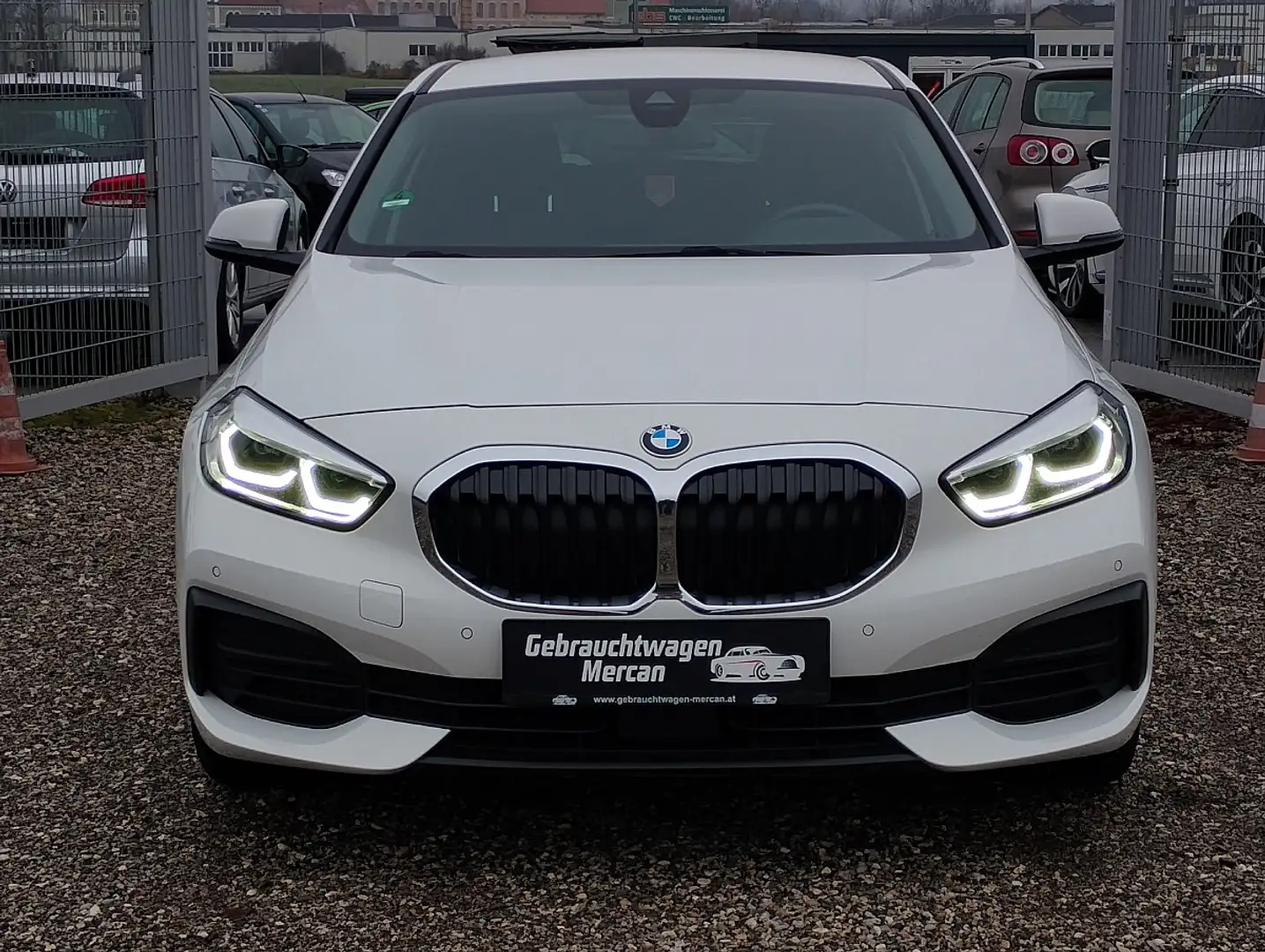 BMW 116 d Top Ausstattung Weiß - 2