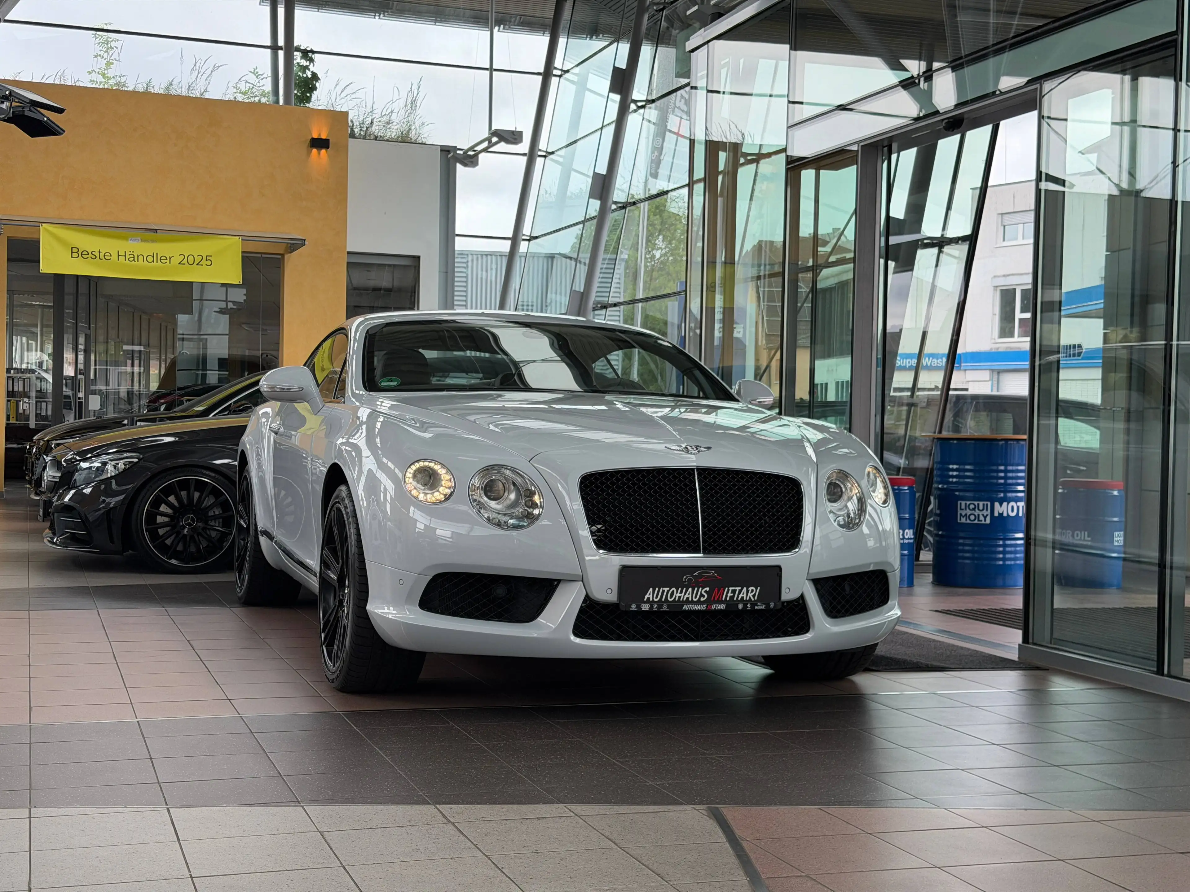 Bentley Continental Continental GT V8 Mulliner Carbon Diamond Kmera — photo 6