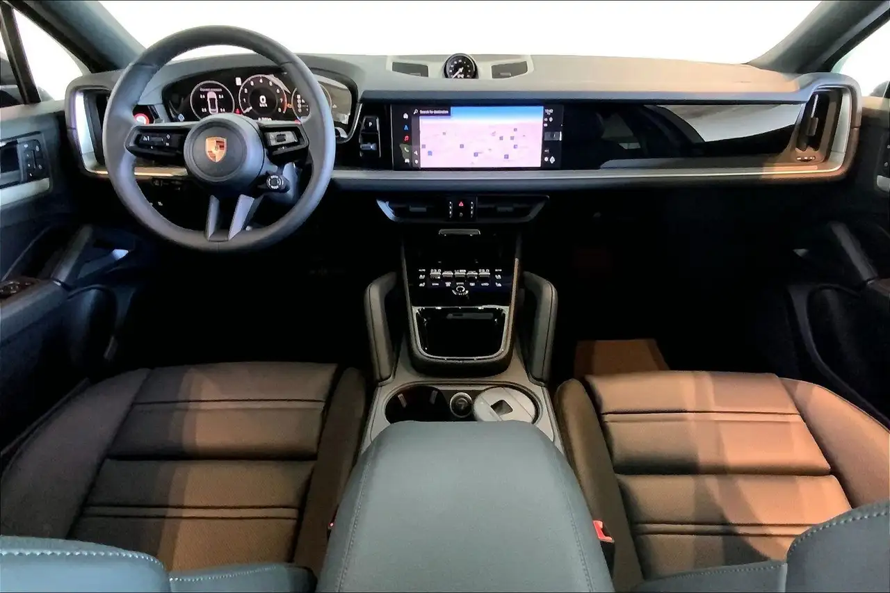 Porsche Cayenne снимка Porsche Cayenne