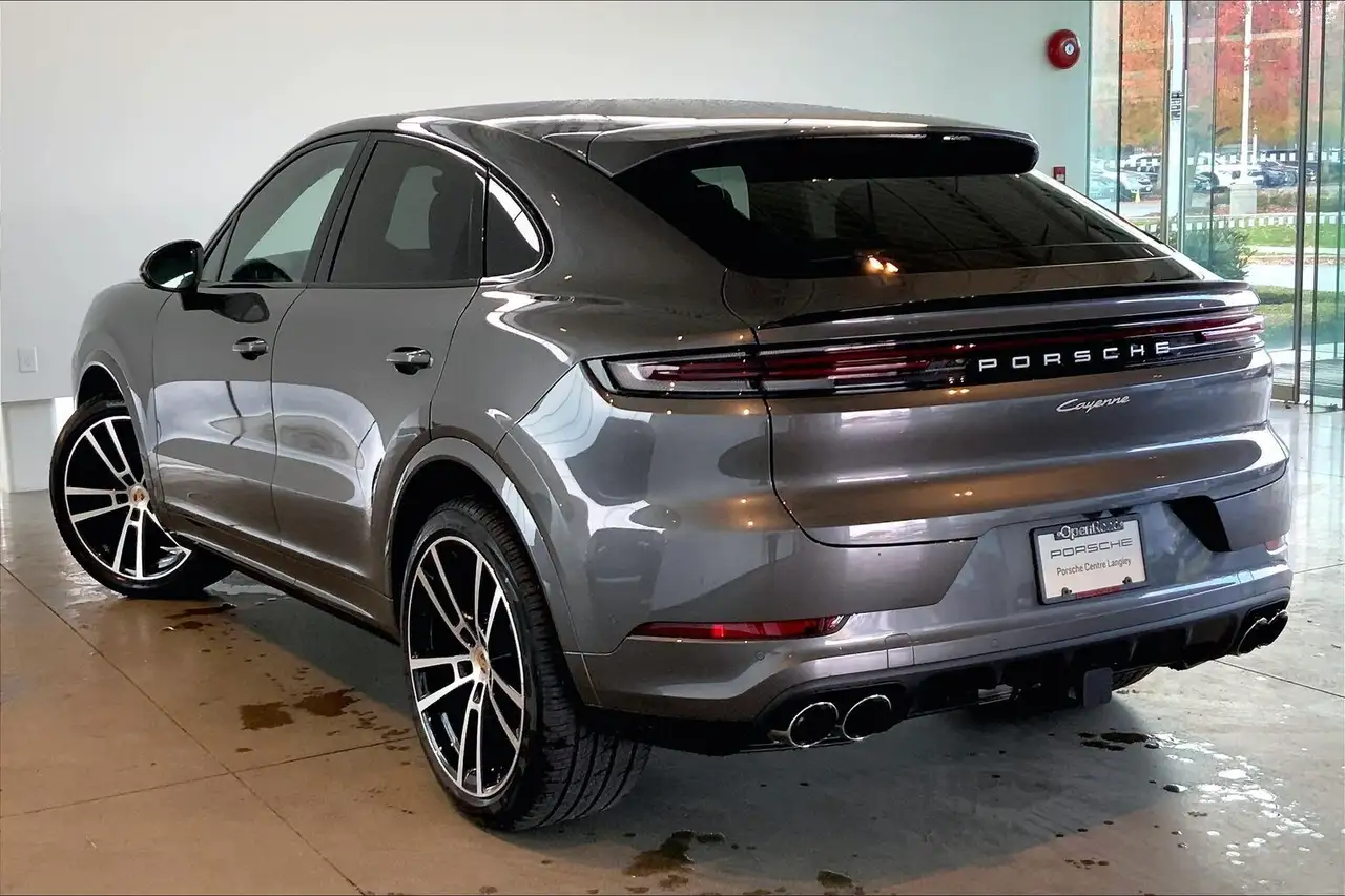 Porsche Cayenne снимка Porsche Cayenne
