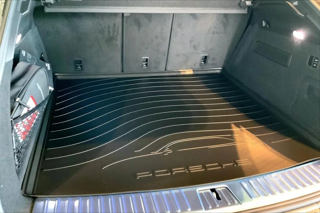 Porsche Cayenne снимка Porsche Cayenne