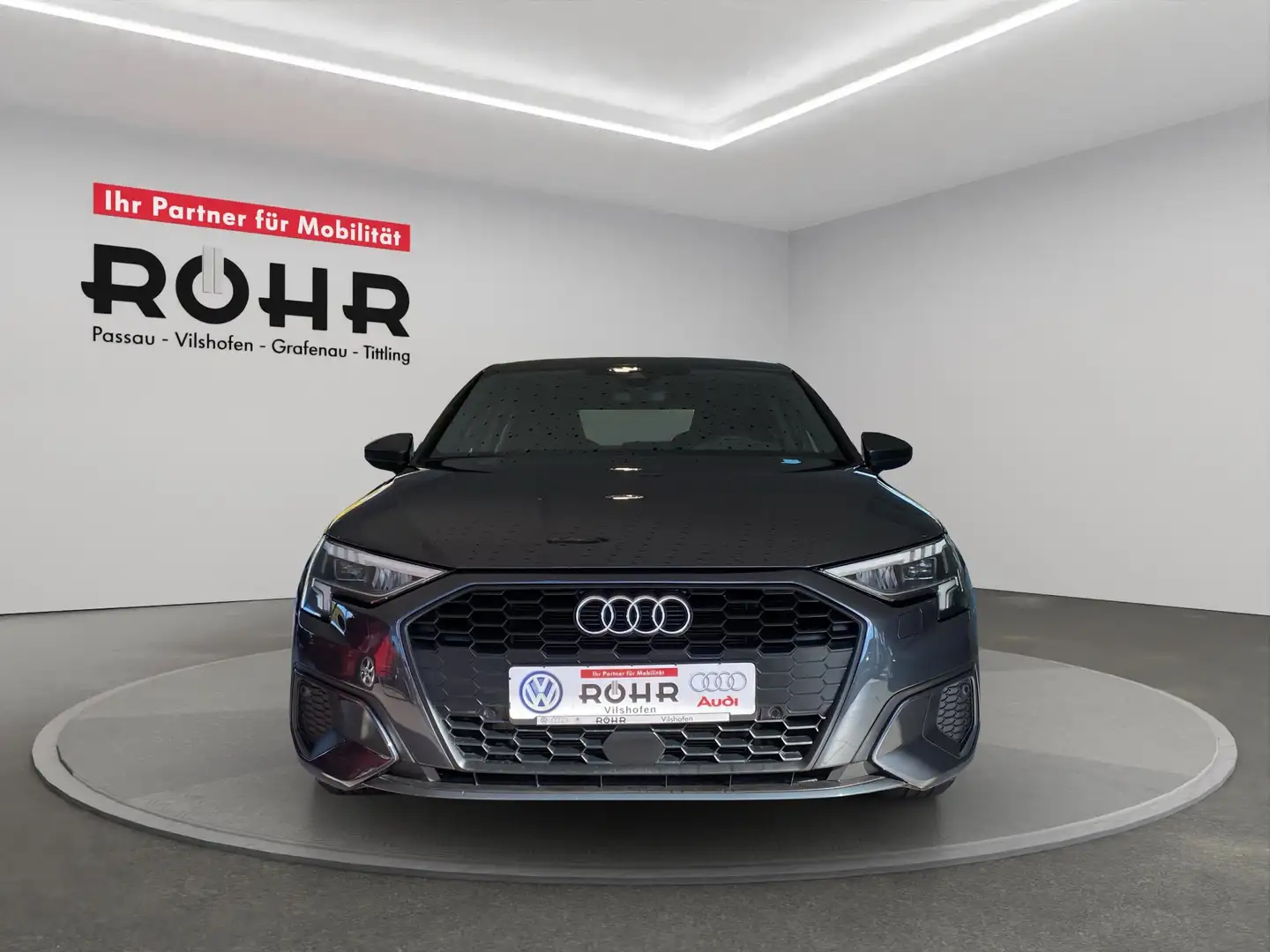 Audi A3 Limousine (SHZ.NAVI.GRA.PDC.DAB.virtual cockpit pl Grau - 2