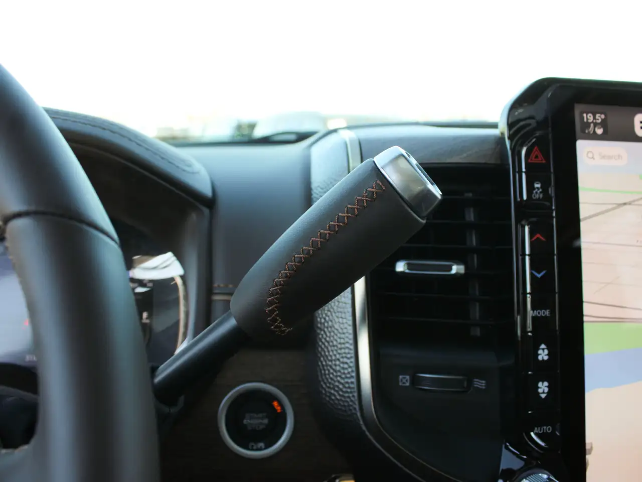 RAM 3500 снимка RAM 3500