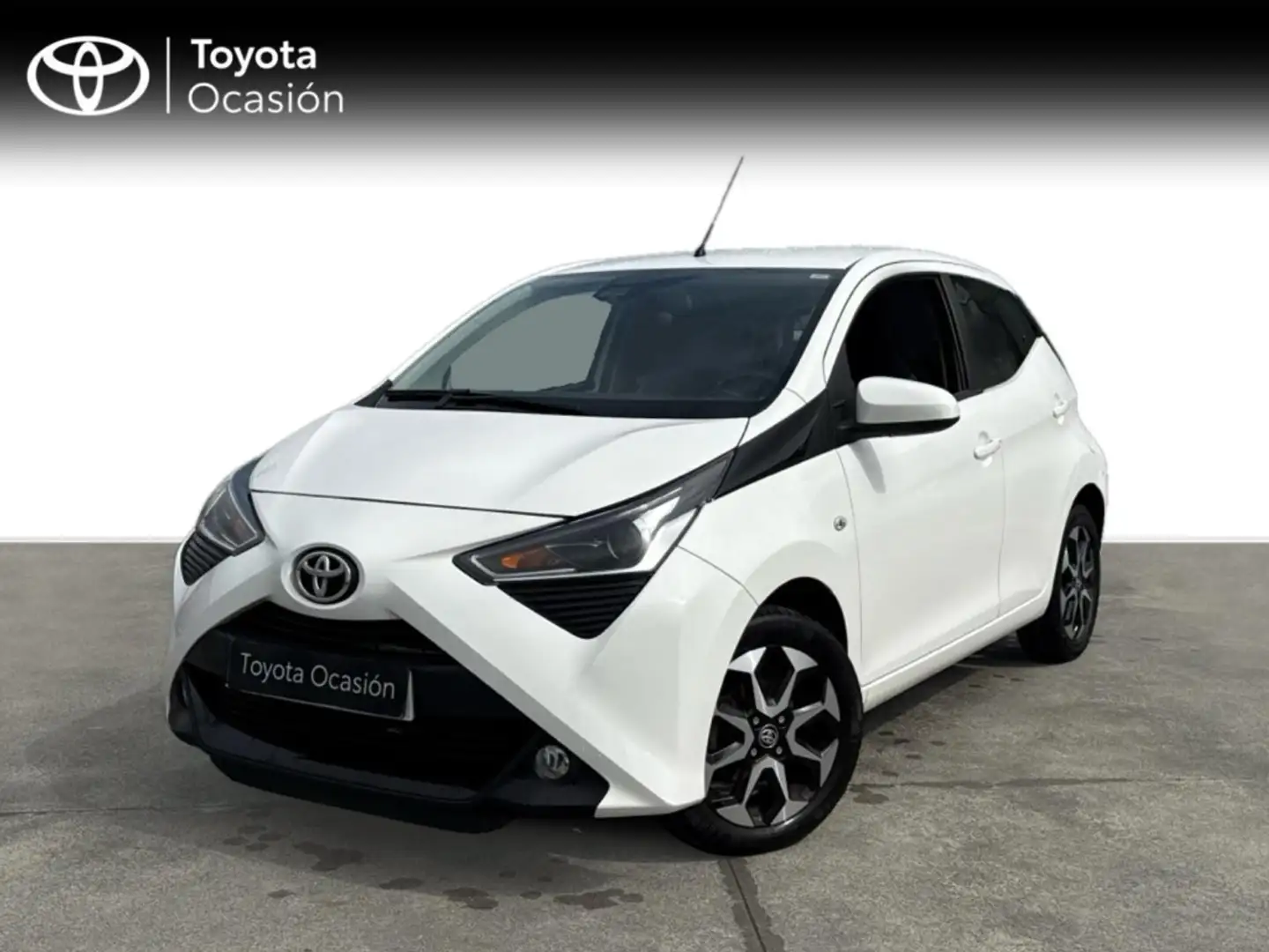 Toyota Aygo 70 x-play Blanco - 1
