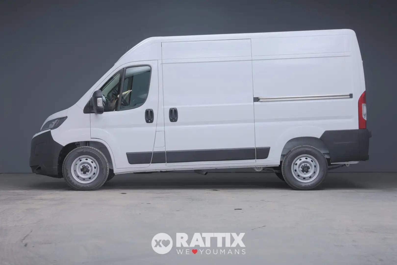 Citroen Jumper 35 2.2 bluehdi 140CV L2H2 AT8 IVA ESCLUSA Nero - 2