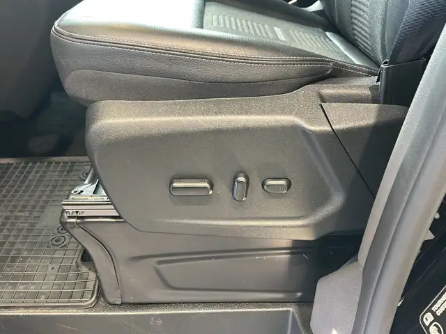 Ford Tourneo Custom view 17