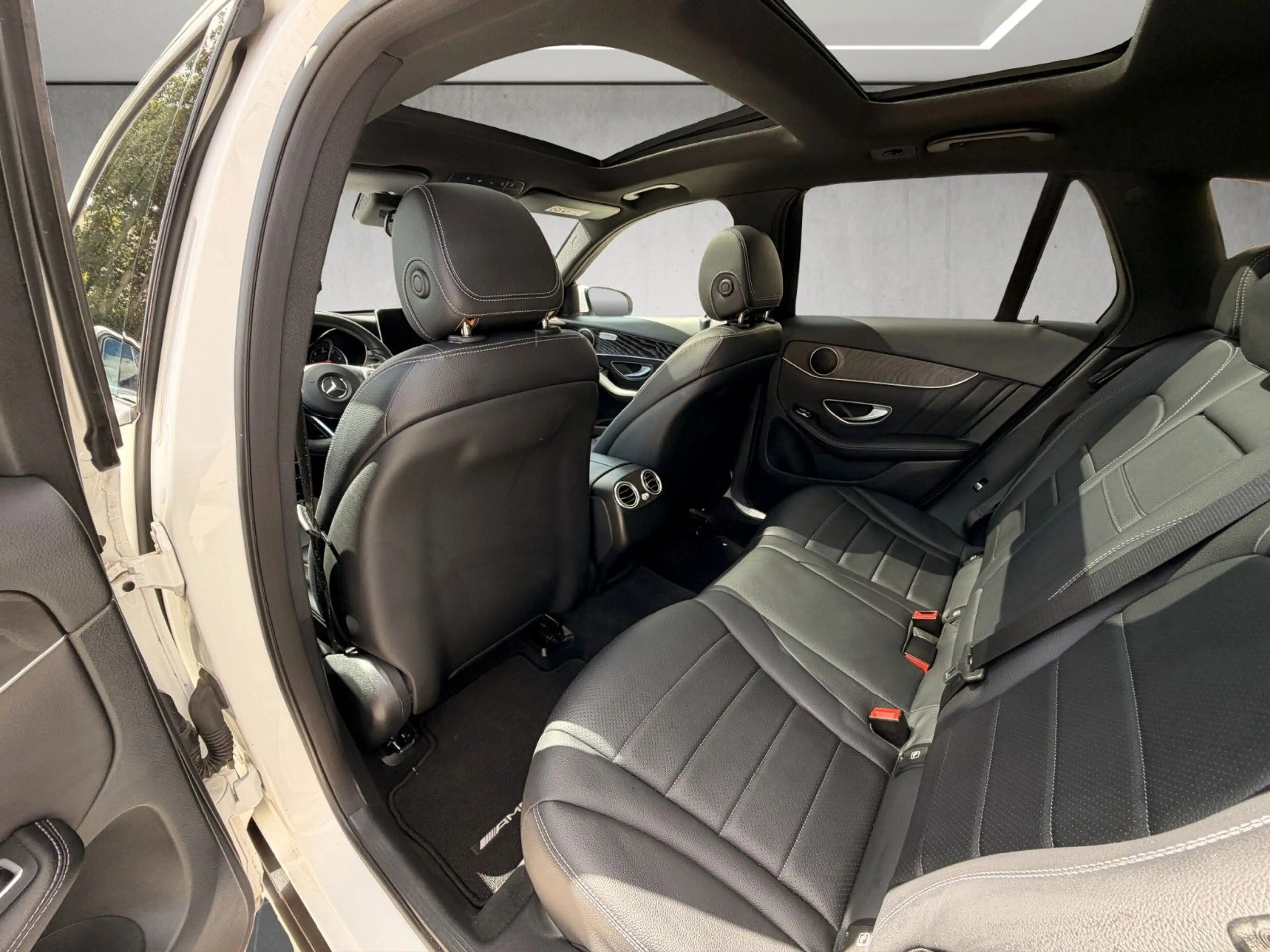 Mercedes-Benz GLC 250 d 4Matic* AMG Line*Pano*Distronic *19"LED — photo 8