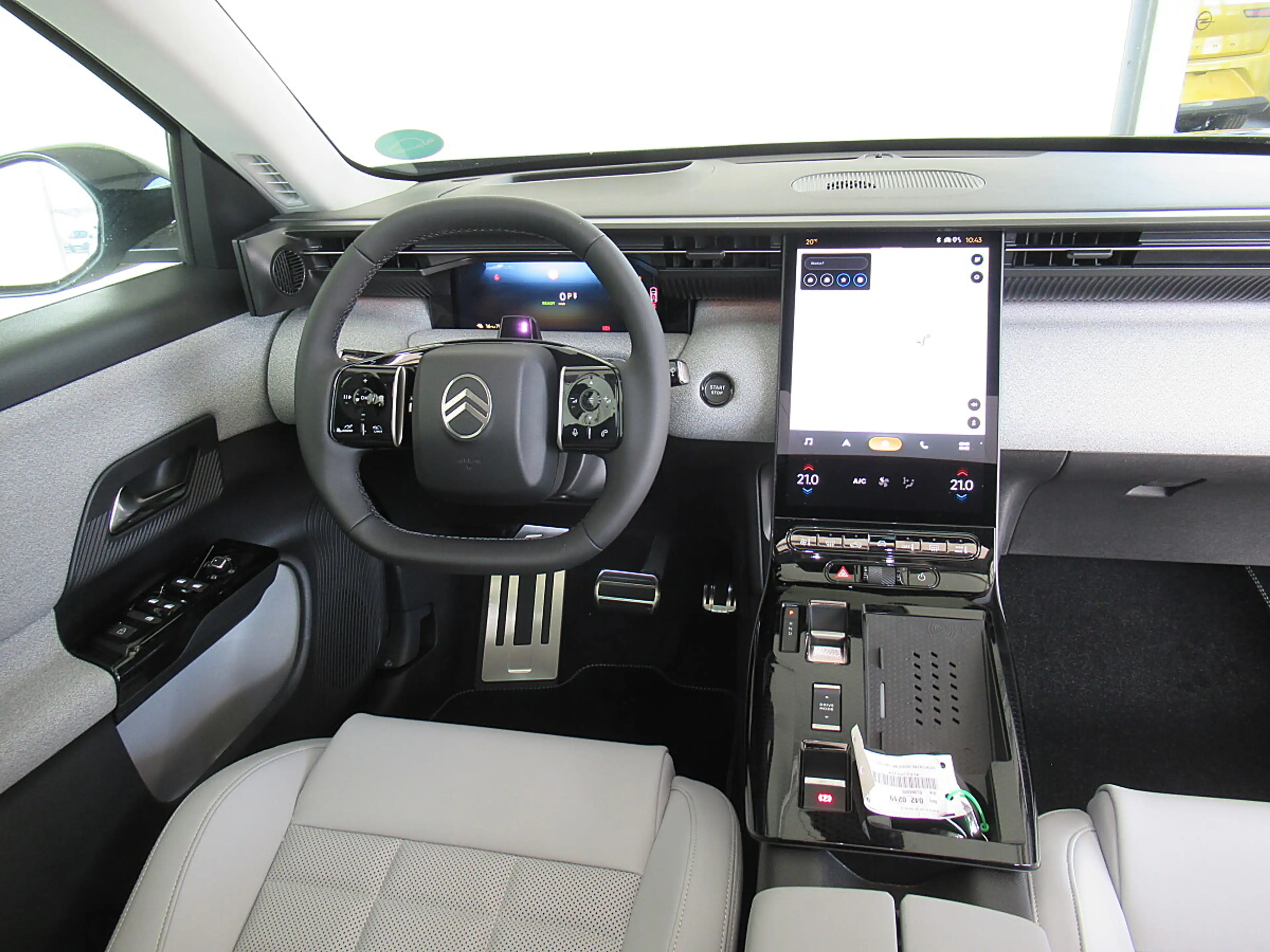 Citroen C5 Aircross Elektro 210 Standard Range 73,7kWh Max *Matrix-... — photo 9