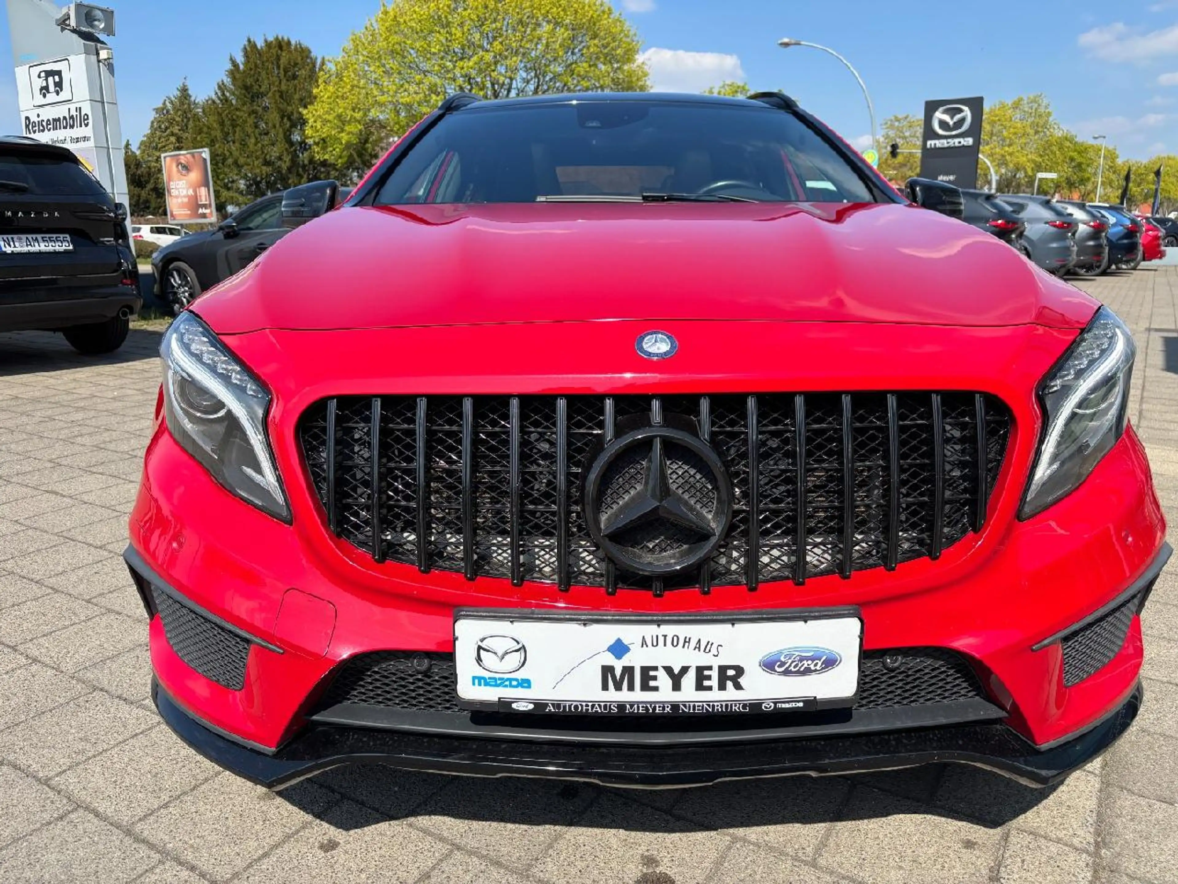 Mercedes-Benz GLA 45 AMG 45 2.0 AMG 4Matic Xenon/Panorama — photo 2
