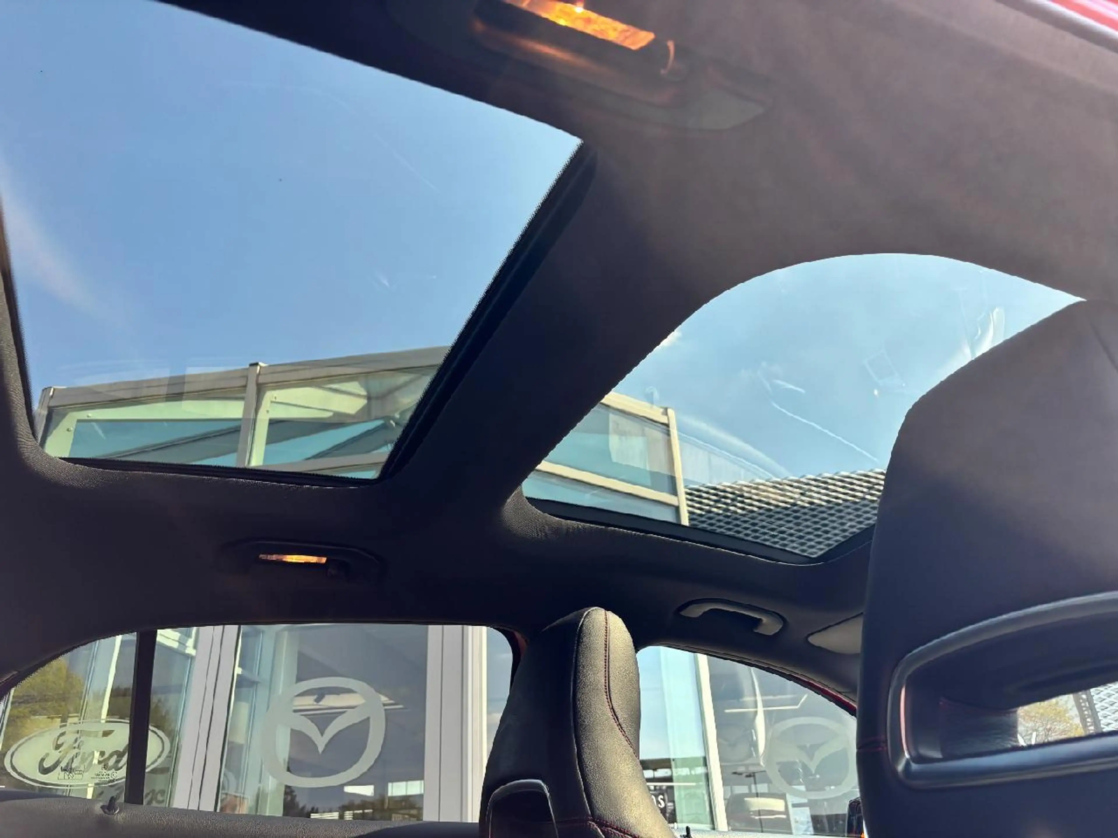Mercedes-Benz GLA 45 AMG 45 2.0 AMG 4Matic Xenon/Panorama — photo 12