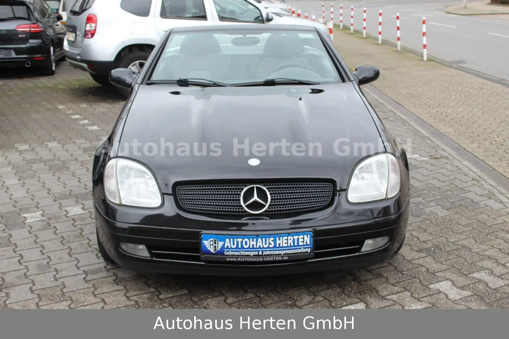 Mercedes-Benz SLK 200 *KLIMA*SITZHEIZUNG*2.HAND*TOPZUSTAND!! Schwarz - 2