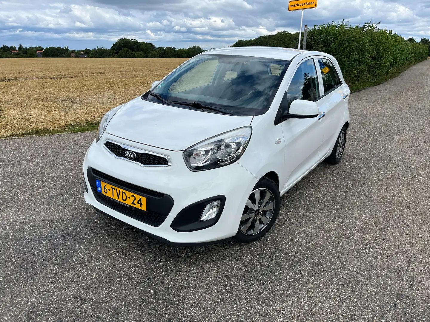 Kia Picanto Picanto 1.0 CVVT BusinessL. Blanc - 1
