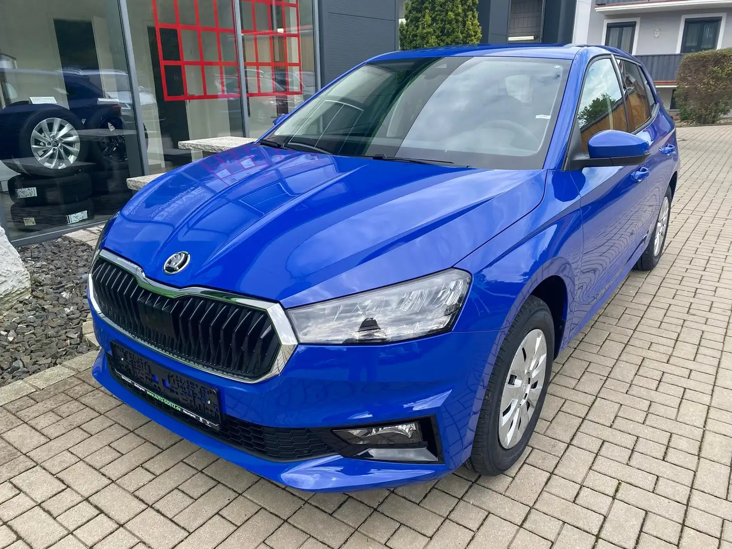 Skoda Fabia Essence LED/PDC/Sitzheiz/Klima/EFH/höhenverst. Fah Bleu - 2