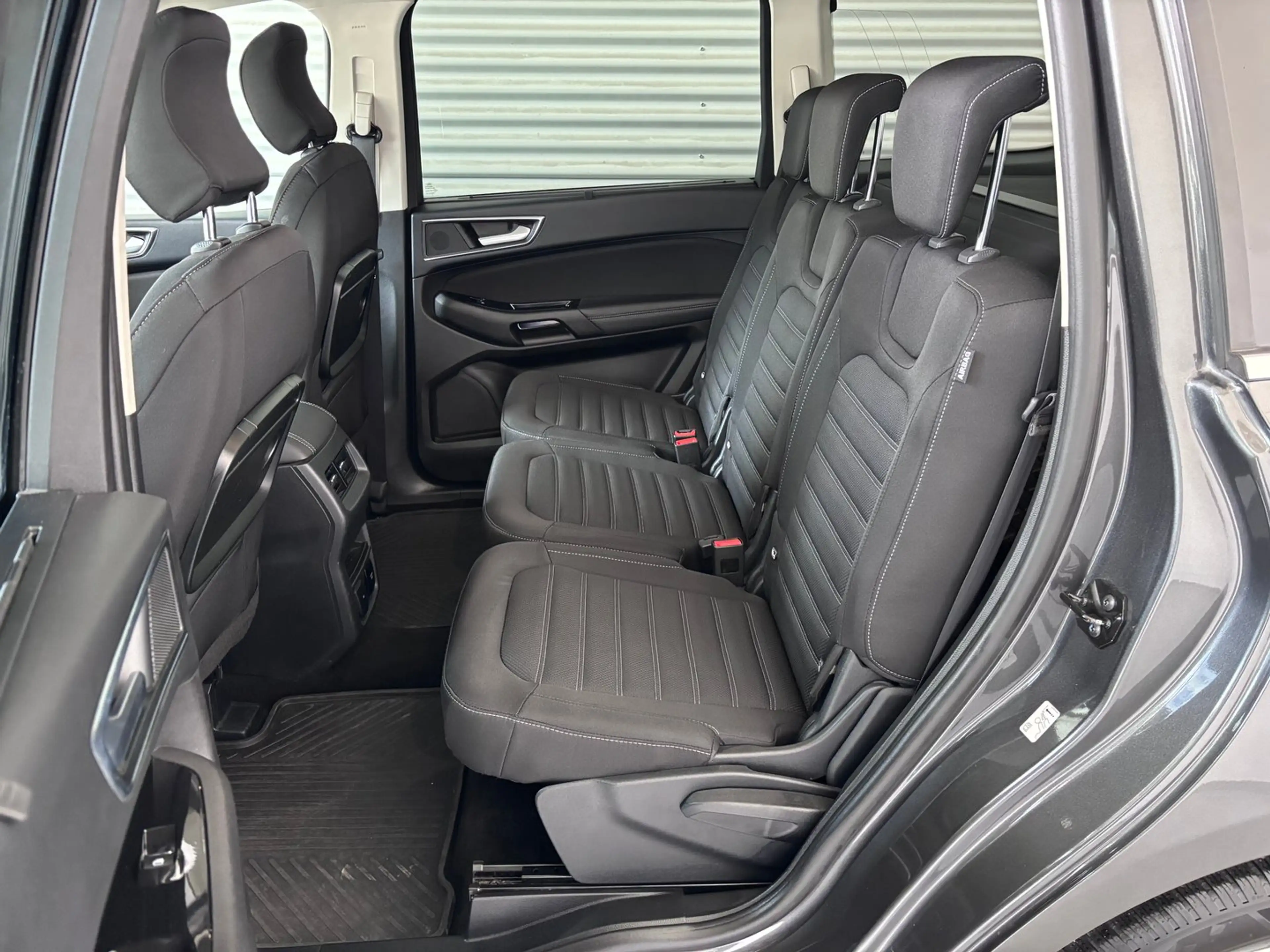 Ford Galaxy 2,0 EcoBlue SCR AWD Titanium Aut. — photo 11